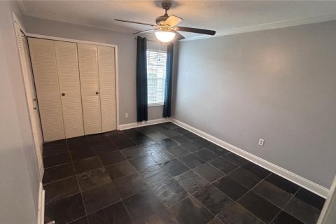 Villa ou maison à louer à Tampa, Floride: 2 chambres, 79.34 m2 № 2408932 - photo 17