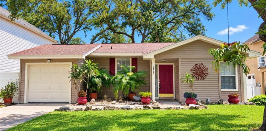 Villa ou maison à Tampa, Floride 2 chambres, 79.34 m2 № 2408932