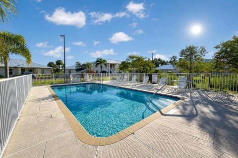 Appartement à louer à Punta Gorda, Floride: 2 chambres, 95.88 m2 № 2405197 - photo 16