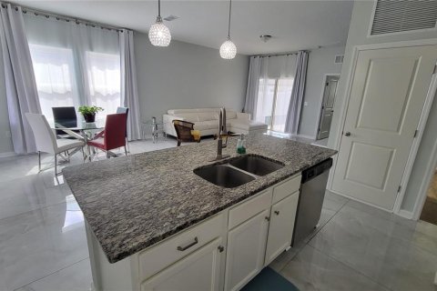 House in Davenport, Florida 3 bedrooms, 144.09 sq.m. № 1903911 - photo 17