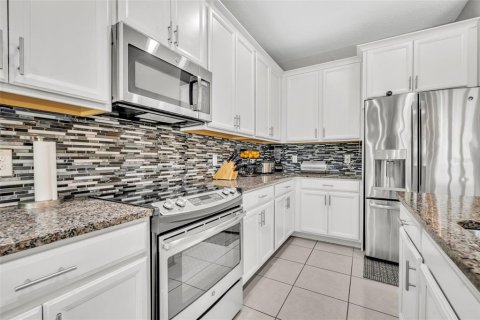 Casa en venta en Orlando, Florida, 4 dormitorios, 215.25 m2 № 1797965 - foto 11