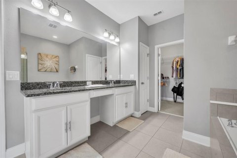 Casa en venta en Orlando, Florida, 4 dormitorios, 215.25 m2 № 1797965 - foto 21