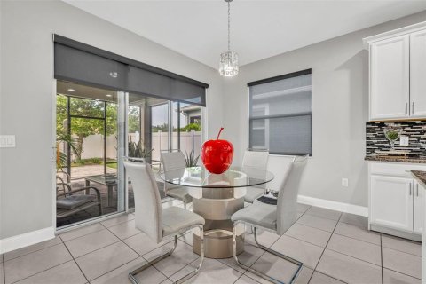 Casa en venta en Orlando, Florida, 4 dormitorios, 215.25 m2 № 1797965 - foto 16