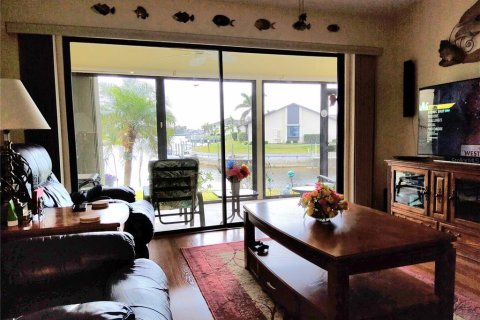 Casa en venta en Punta Gorda, Florida, 2 dormitorios, 133.87 m2 № 1717682 - foto 23