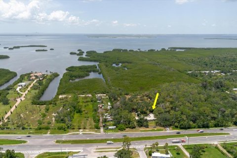 House in Gibsonton, Florida 3 bedrooms, 208.47 sq.m. № 1842117 - photo 4