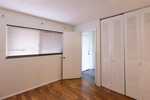 Copropriété à vendre à Miami, Floride: 2 chambres, 74.32 m2 № 2153206 - photo 9