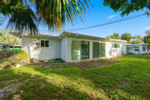 Casa en venta en Oakland Park, Florida, 3 dormitorios, 113.9 m2 № 1993772 - foto 23