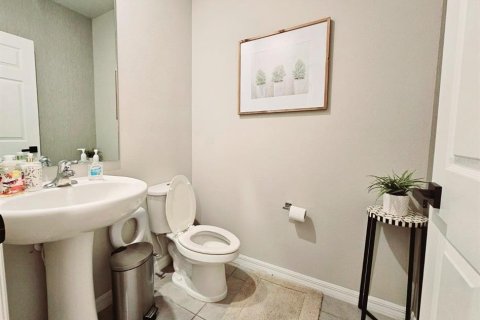 Casa en alquiler en Winter Haven, Florida, 4 dormitorios, 219.25 m2 № 1840531 - foto 13