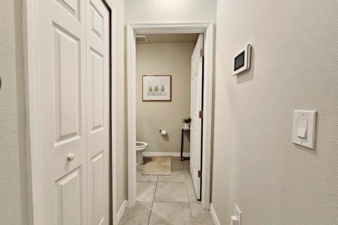 Casa en alquiler en Winter Haven, Florida, 4 dormitorios, 219.25 m2 № 1840531 - foto 12