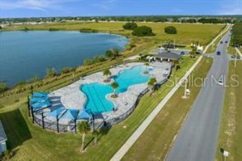 Casa en alquiler en Winter Haven, Florida, 4 dormitorios, 219.25 m2 № 1840531 - foto 28