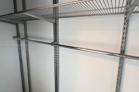 Condominio en venta en Miami Beach, Florida, 1 dormitorio, 71.53 m2 № 2044549 - foto 16