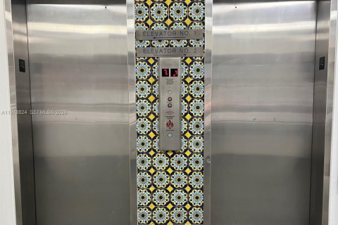 Condominio en venta en Miami Beach, Florida, 1 dormitorio, 71.53 m2 № 2044549 - foto 20