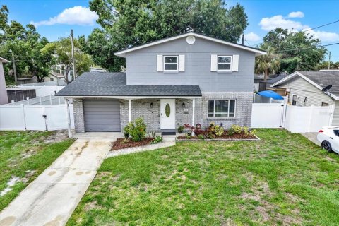 Villa ou maison à louer à Tampa, Floride: 3 chambres, 139.73 m2 № 2432675 - photo 19