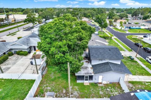 Villa ou maison à louer à Tampa, Floride: 3 chambres, 139.73 m2 № 2432675 - photo 23