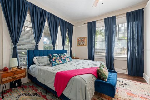 Casa en alquiler en Tampa, Florida, 4 dormitorios, 289.58 m2 № 1901529 - foto 18