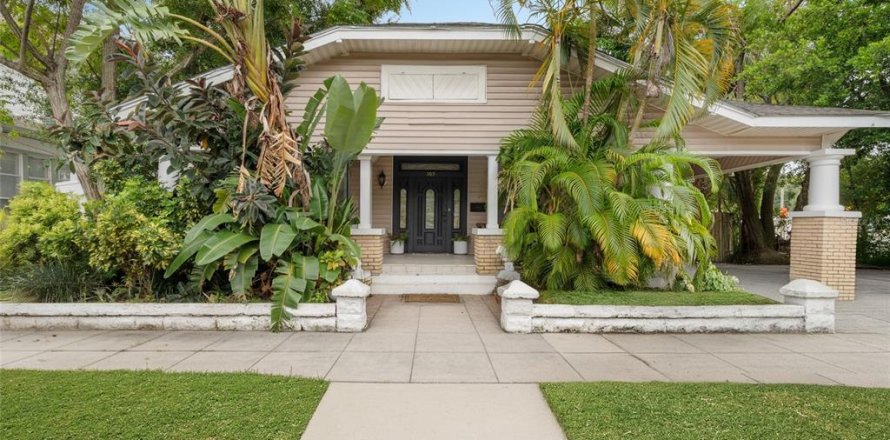 Casa en Tampa, Florida 4 dormitorios, 289.58 m2 № 1901529