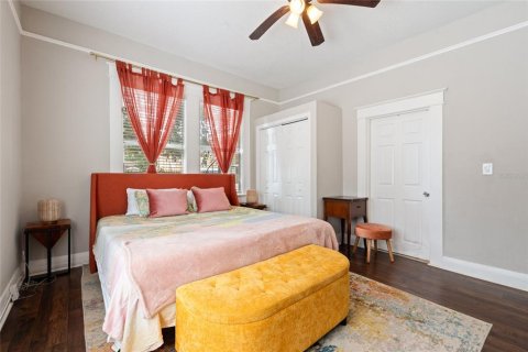 Casa en alquiler en Tampa, Florida, 4 dormitorios, 289.58 m2 № 1901529 - foto 21