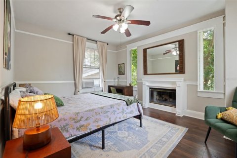 Casa en alquiler en Tampa, Florida, 4 dormitorios, 289.58 m2 № 1901529 - foto 25