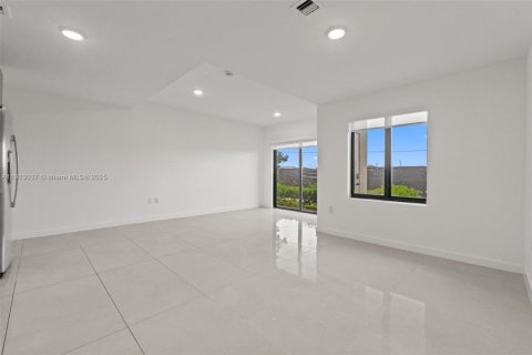 Touwnhouse à vendre à Homestead, Floride: 4 chambres № 1969387 - photo 7