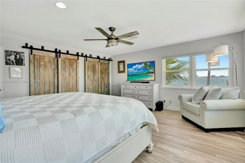Casa en venta en Jensen Beach, Florida, 5 dormitorios, 334.45 m2 № 1480838 - foto 30