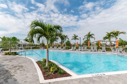 Adosado en venta en Homestead, Florida, 3 dormitorios, 143.53 m2 № 1875225 - foto 4