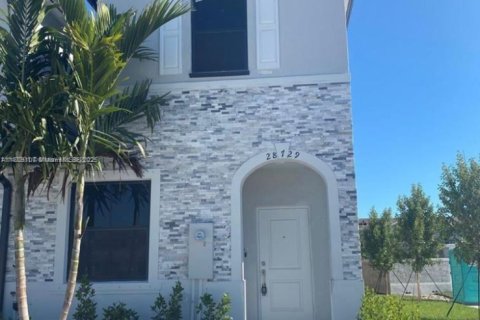 Adosado en venta en Homestead, Florida, 3 dormitorios, 143.53 m2 № 1875225 - foto 5