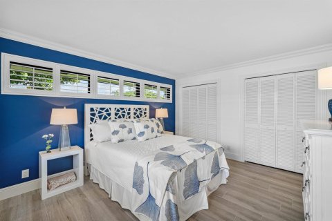 House in Boynton Beach, Florida 3 bedrooms, 203.83 sq.m. № 2154970 - photo 26