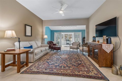 Condo in Sun City Center, Florida, 2 bedrooms № 2091882 - photo 20