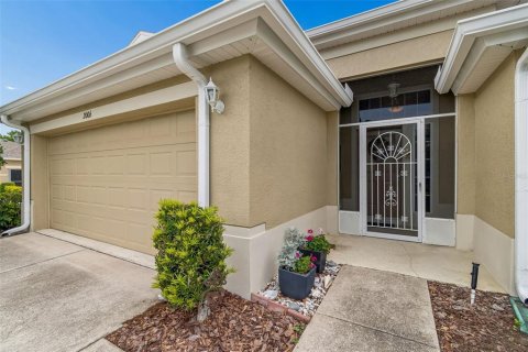 Condo in Sun City Center, Florida, 2 bedrooms № 2091882 - photo 4