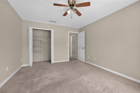 House in Orlando, Florida 3 bedrooms, 148.46 sq.m. № 2303125 - photo 21