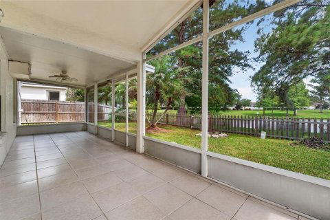 House in Orlando, Florida 3 bedrooms, 148.46 sq.m. № 2303125 - photo 24
