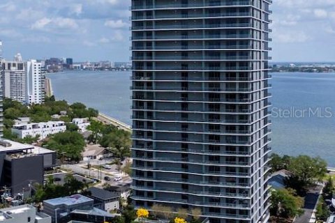 Condo in Tampa, Florida, 4 bedrooms  № 2103008