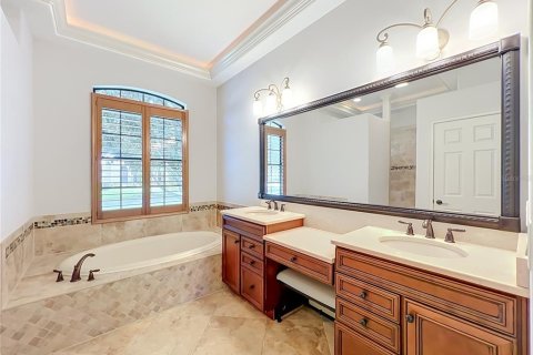 Villa ou maison à vendre à Orlando, Floride: 4 chambres, 233.65 m2 № 2399024 - photo 9