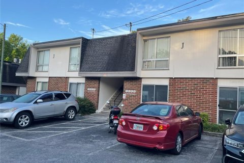 Condo in Gainesville, Florida, 2 bedrooms № 2212147