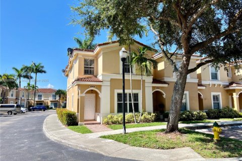 Adosado en alquiler en Miramar, Florida, 3 dormitorios, 136.57 m2 № 1953497 - foto 2