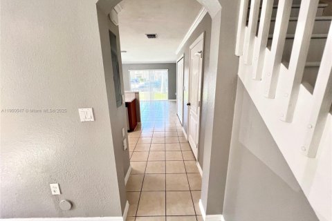 Adosado en alquiler en Miramar, Florida, 3 dormitorios, 136.57 m2 № 1953497 - foto 11