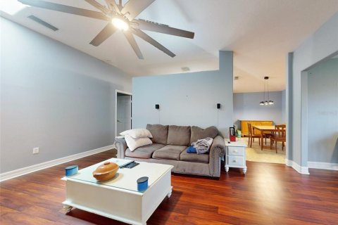 Condo in Daytona Beach, Florida, 2 bedrooms  № 1643078 - photo 26