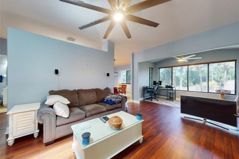 Condo in Daytona Beach, Florida, 2 bedrooms  № 1643078 - photo 28