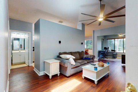 Condo in Daytona Beach, Florida, 2 bedrooms  № 1643078 - photo 4