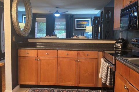 Condo in Gainesville, Florida, 1 bedroom  № 1684934 - photo 7