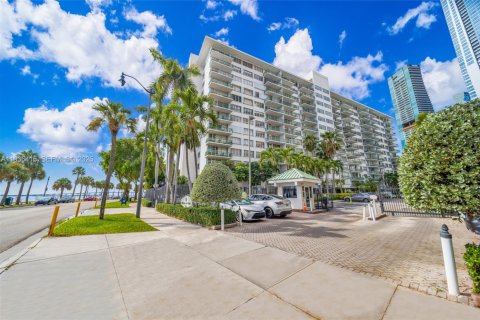 Copropriété à vendre à Miami, Floride: 44.59 m2 № 1994388 - photo 5