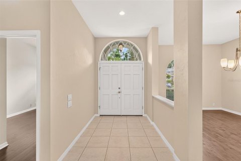 House in Gainesville, Florida 5 bedrooms, 255.2 sq.m. № 2347830 - photo 10