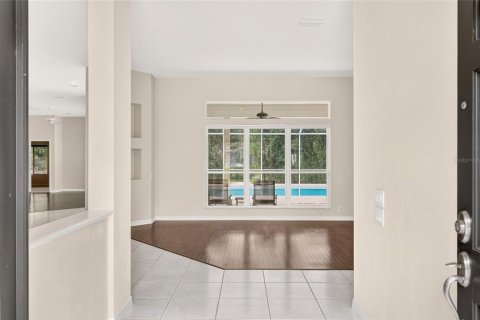 House in Gainesville, Florida 5 bedrooms, 255.2 sq.m. № 2347830 - photo 17