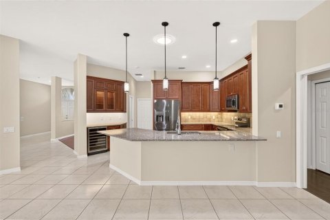 House in Gainesville, Florida 5 bedrooms, 255.2 sq.m. № 2347830 - photo 28