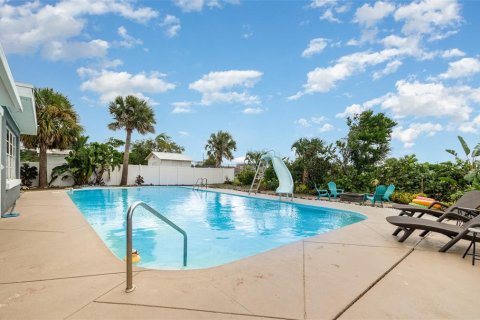 House in Ormond Beach, Florida 4 bedrooms, 173.36 sq.m. № 1898687 - photo 26