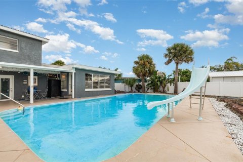House in Ormond Beach, Florida 4 bedrooms, 173.36 sq.m. № 1898687 - photo 25