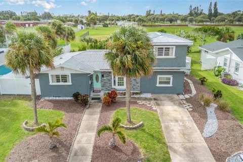 House in Ormond Beach, Florida 4 bedrooms, 173.36 sq.m. № 1898687 - photo 4