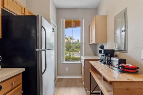 Townhouse in Davenport, Florida 4 bedrooms, 172.43 sq.m. № 2123178 - photo 9