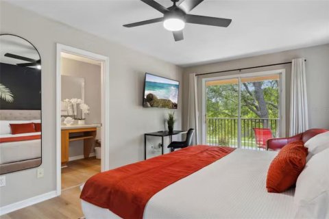 Townhouse in Davenport, Florida 4 bedrooms, 172.43 sq.m. № 2123178 - photo 18