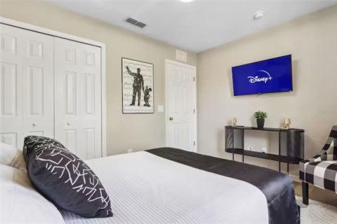 Townhouse in Davenport, Florida 4 bedrooms, 172.43 sq.m. № 2123178 - photo 23